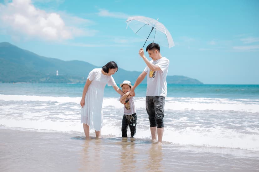Whole vs. Term Life: Protecting Your Family's Future